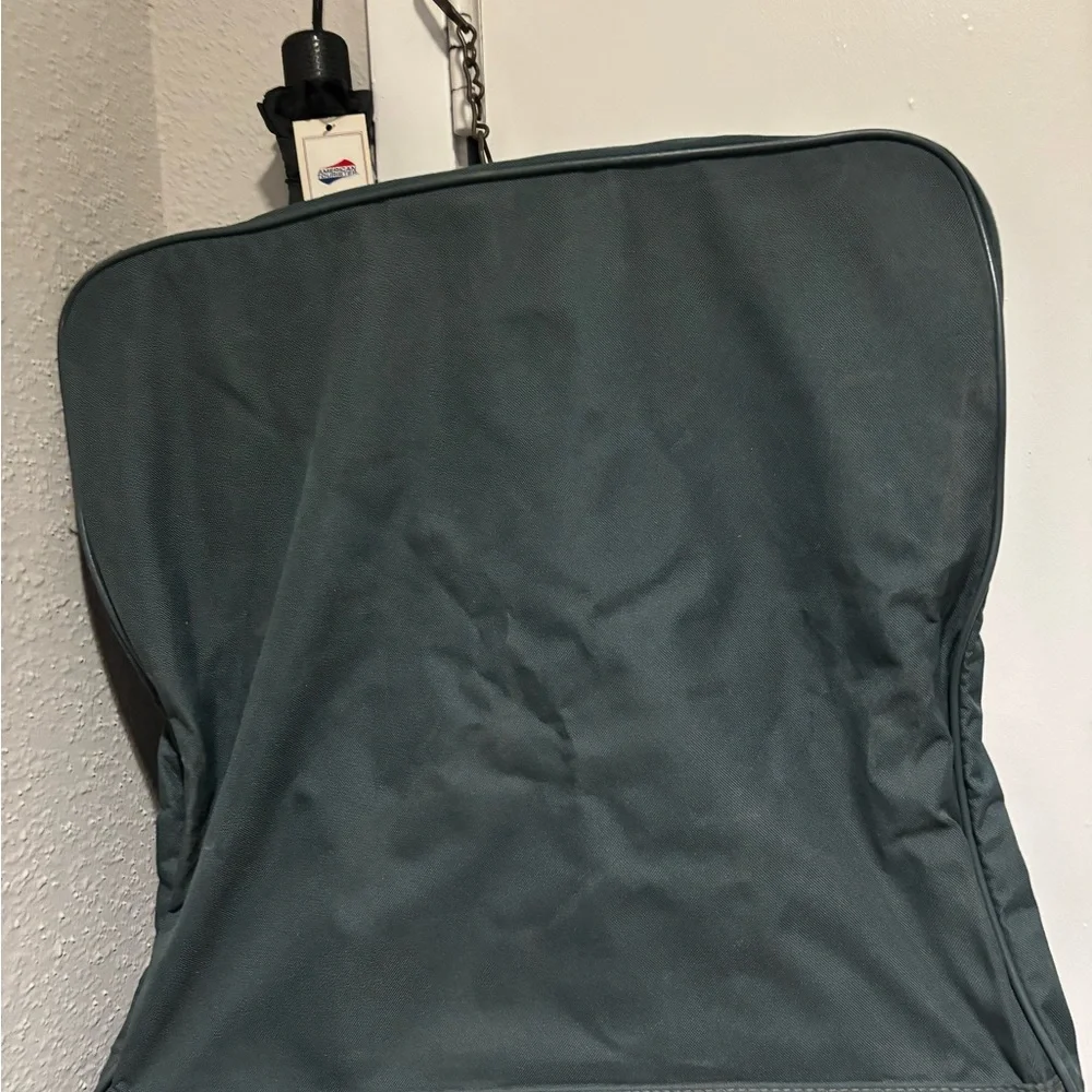 American Tourister vintage good